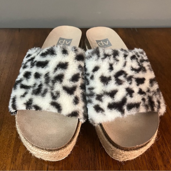 Dolce Vita Leopard Print Faux Fur Platform Sandals women’s size 8. - Picture 5 of 13